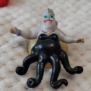 Vintage Disney The Little Mermaid Ursula Sea Witch Window Suction Cup Figure Toy